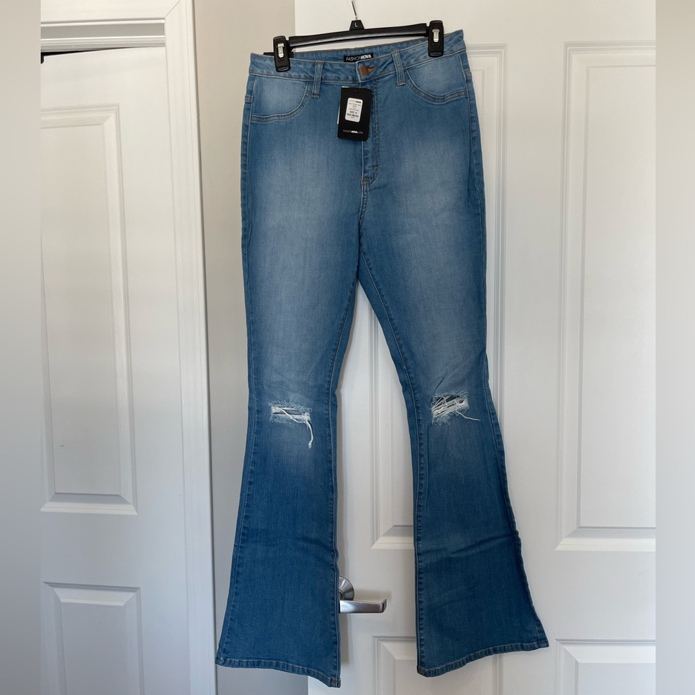 Fashion Nova- Here To Stay Flare Jeans